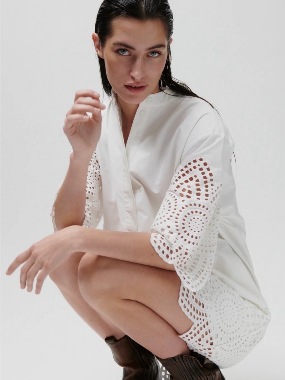DAY White Eyelet Tunic shirt mini dress with Scalloped Hem short sleeve NWT - Picture 2 of 6